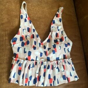 Kortni Jeane V-Neck top red white blue med